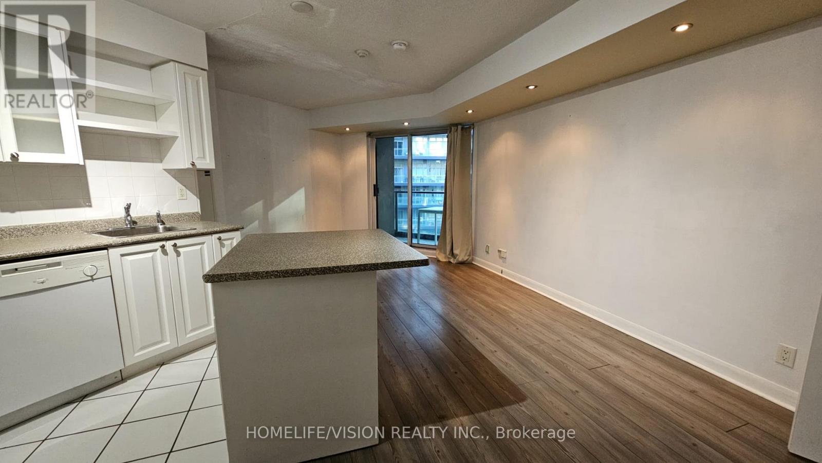 632 - 600 Fleet Street, Toronto, Ontario  M5V 1B7 - Photo 4 - C12974658