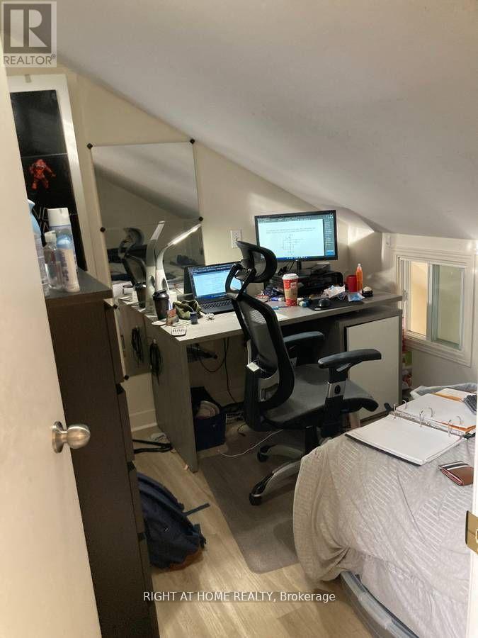 Unit A - 210 Mccaul Street, Toronto, Ontario  M5T 1W5 - Photo 13 - C12974664