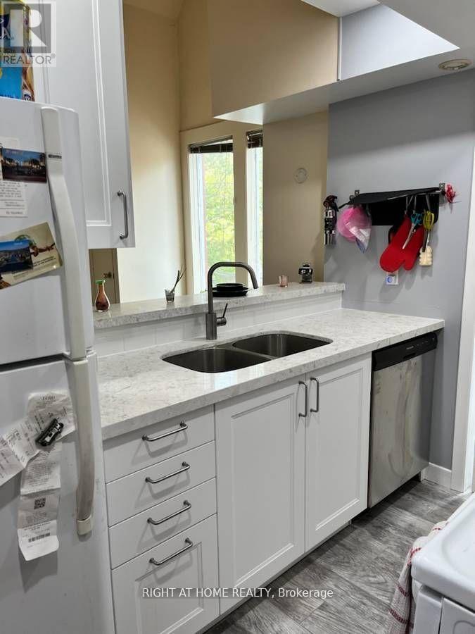 Unit A - 210 Mccaul Street, Toronto, Ontario  M5T 1W5 - Photo 5 - C12974664