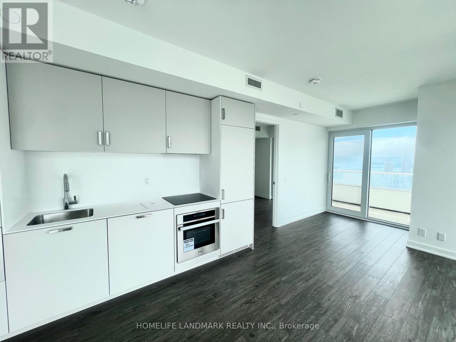 4610 - 88 Queen Street E, Toronto, Ontario  M5C 0B6 - Photo 2 - C12974688