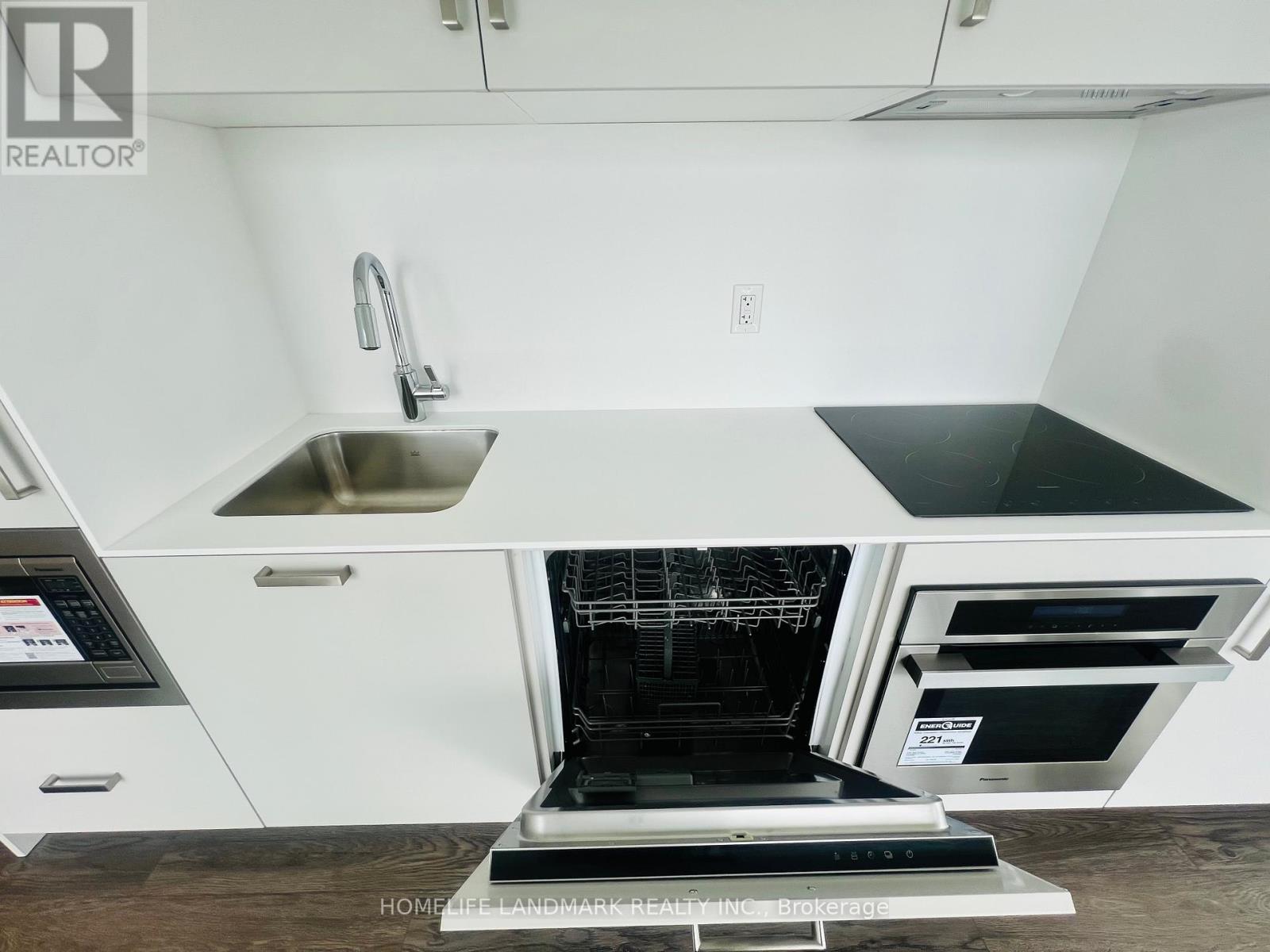 4610 - 88 Queen Street E, Toronto, Ontario  M5C 0B6 - Photo 3 - C12974688