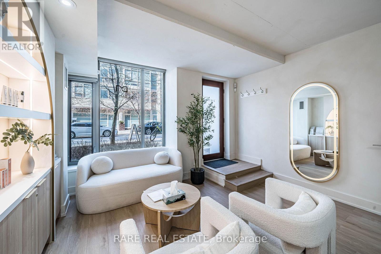 35 Stewart Street, Toronto, Ontario  M5V 2V1 - Photo 4 - C12974704