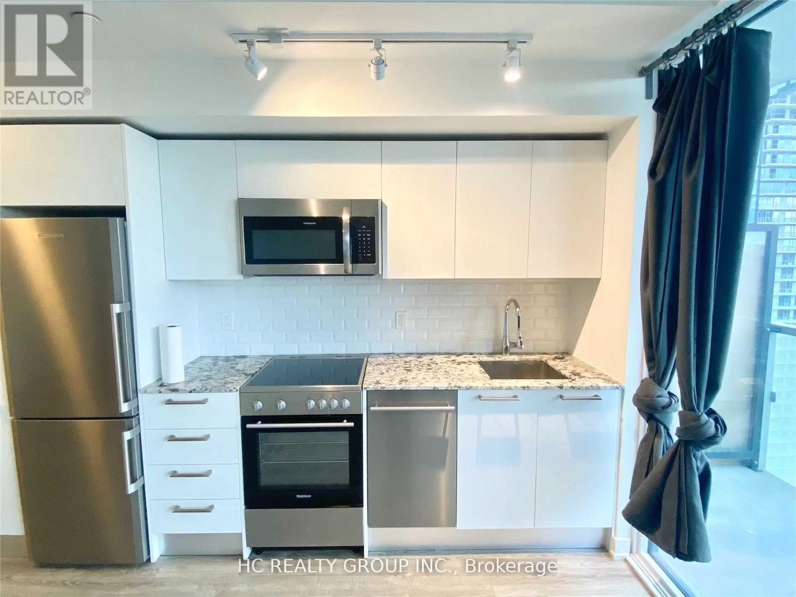 3508 - 28 Wellesley Street E, Toronto, Ontario  M4Y 1G3 - Photo 2 - C12974716