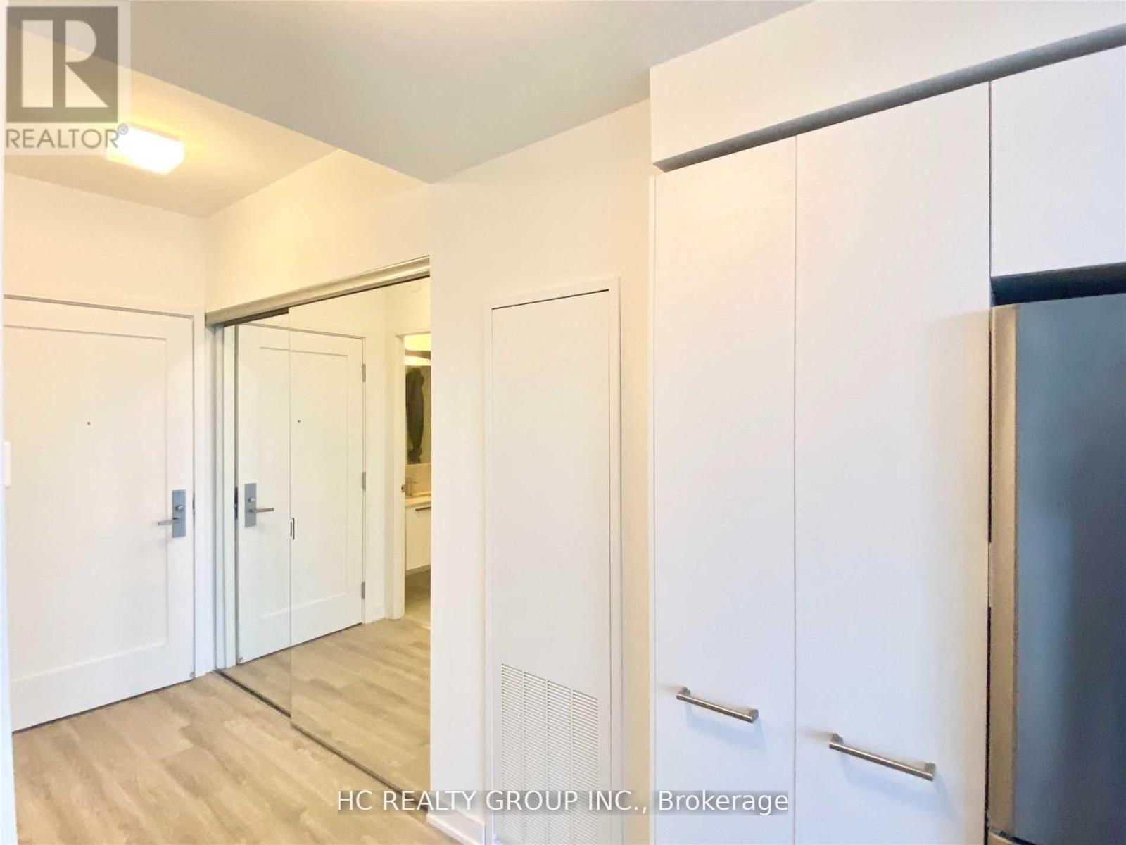 3508 - 28 Wellesley Street E, Toronto, Ontario  M4Y 1G3 - Photo 3 - C12974716