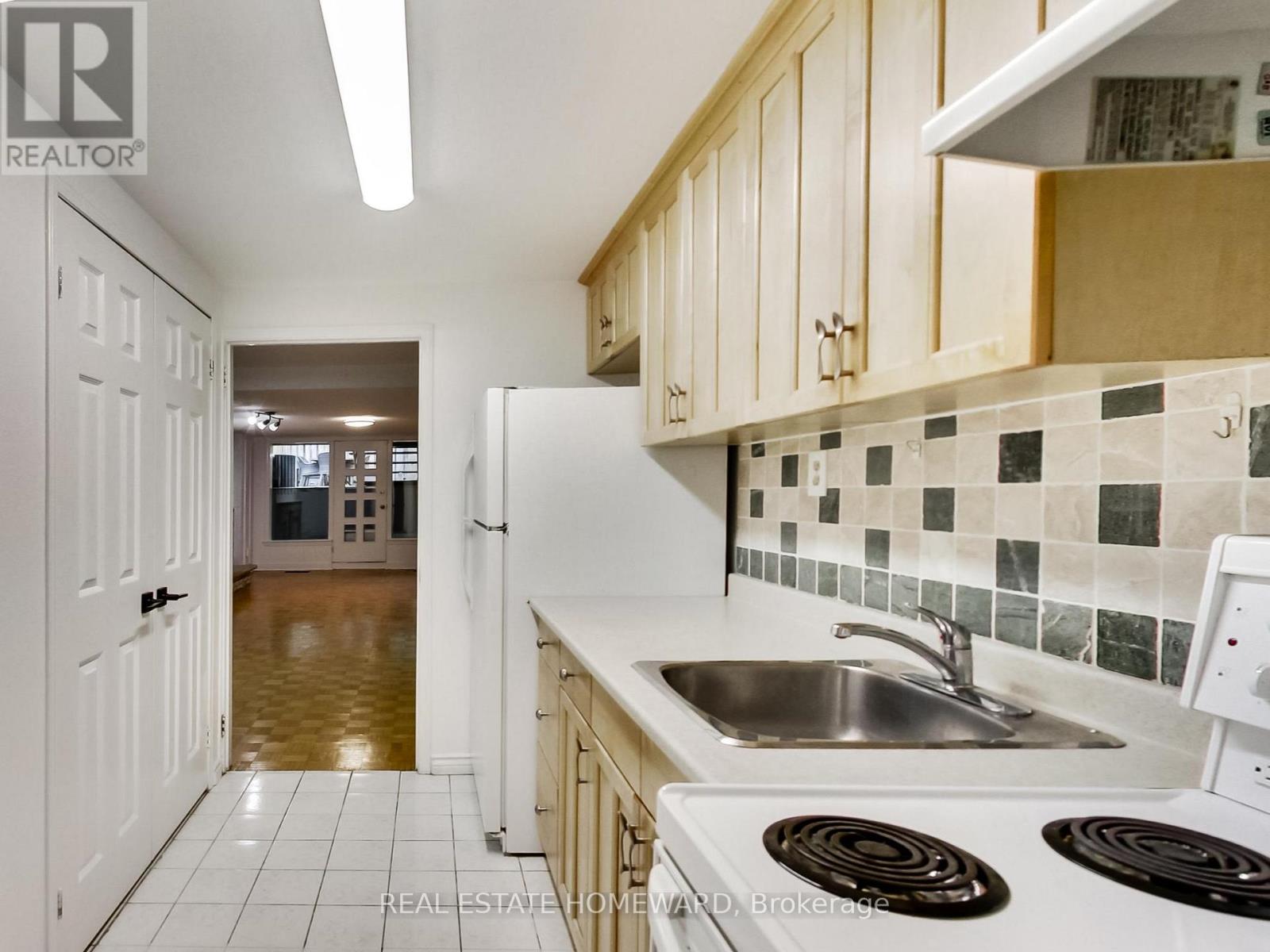 183 Madison Avenue, Toronto, Ontario  M5R 2S6 - Photo 21 - C12974732