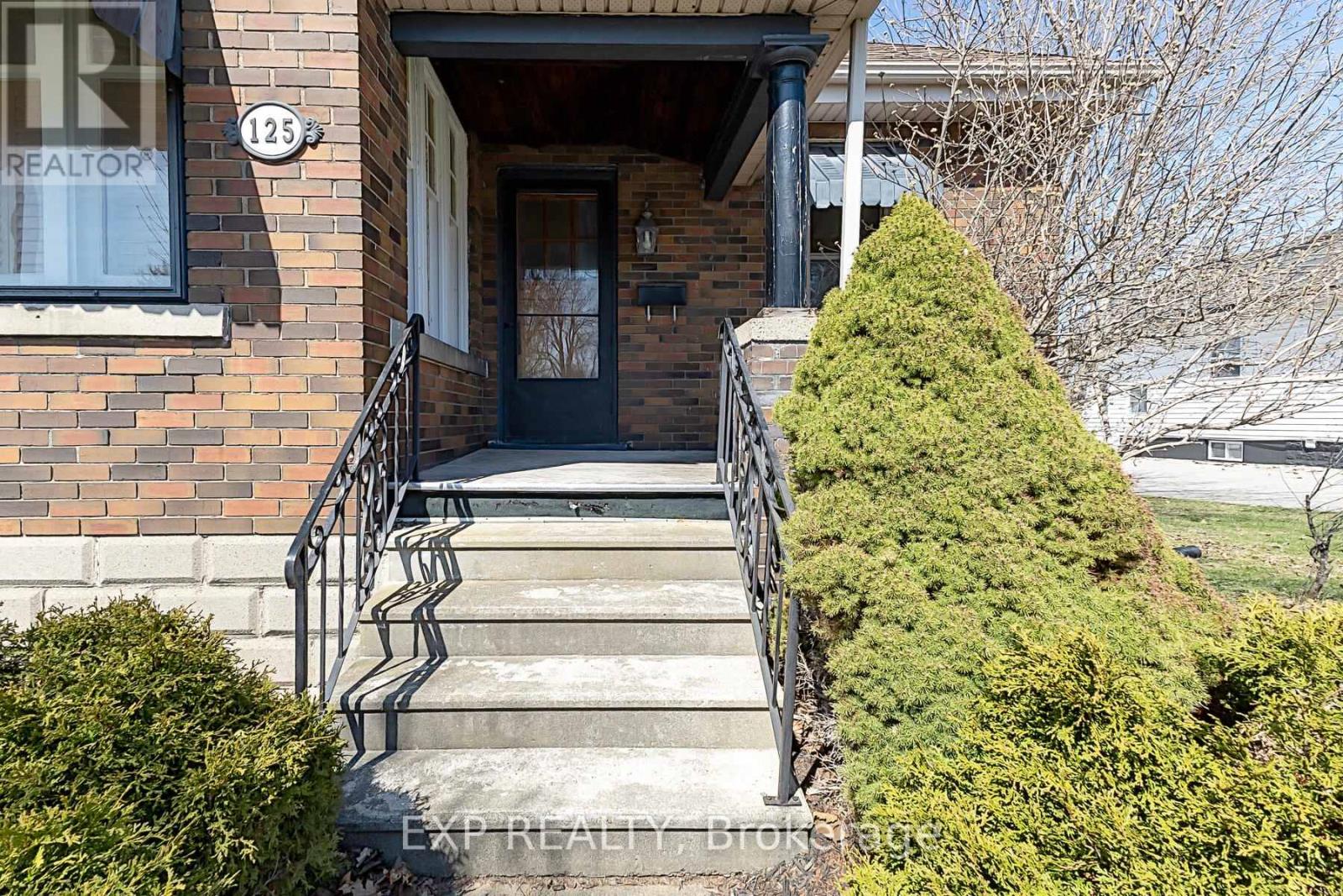 125 Redan Street, St. Thomas, Ontario  N5P 1V6 - Photo 6 - X12974792