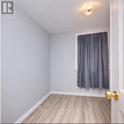 17 Colborne Street, Thorold, Ontario  L2V 3P8 - Photo 15 - X12973794