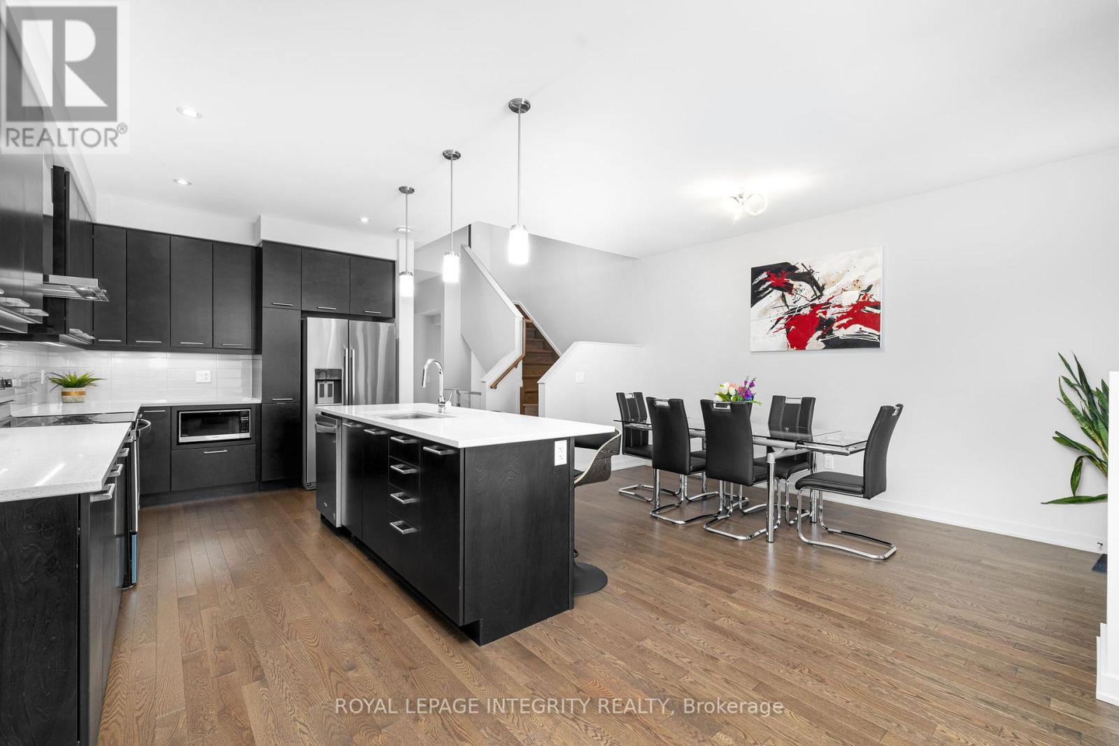 641 Odyssey Way, Ottawa, Ontario  K1T 0T5 - Photo 14 - X12974782