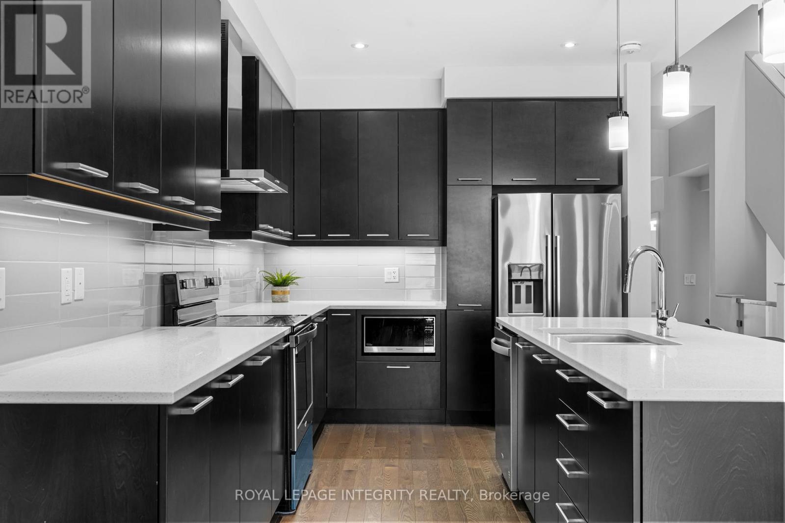 641 Odyssey Way, Ottawa, Ontario  K1T 0T5 - Photo 7 - X12974782