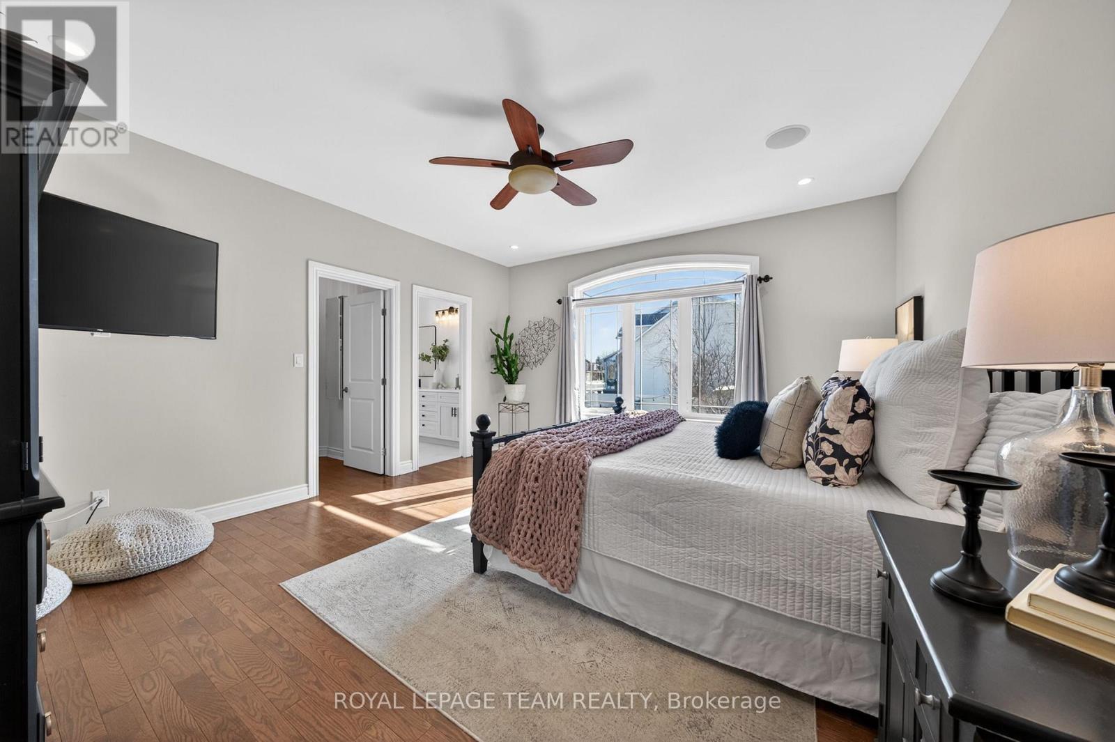 2 Beechgrove Gardens, Ottawa, Ontario  K2S 1R1 - Photo 24 - X12974796