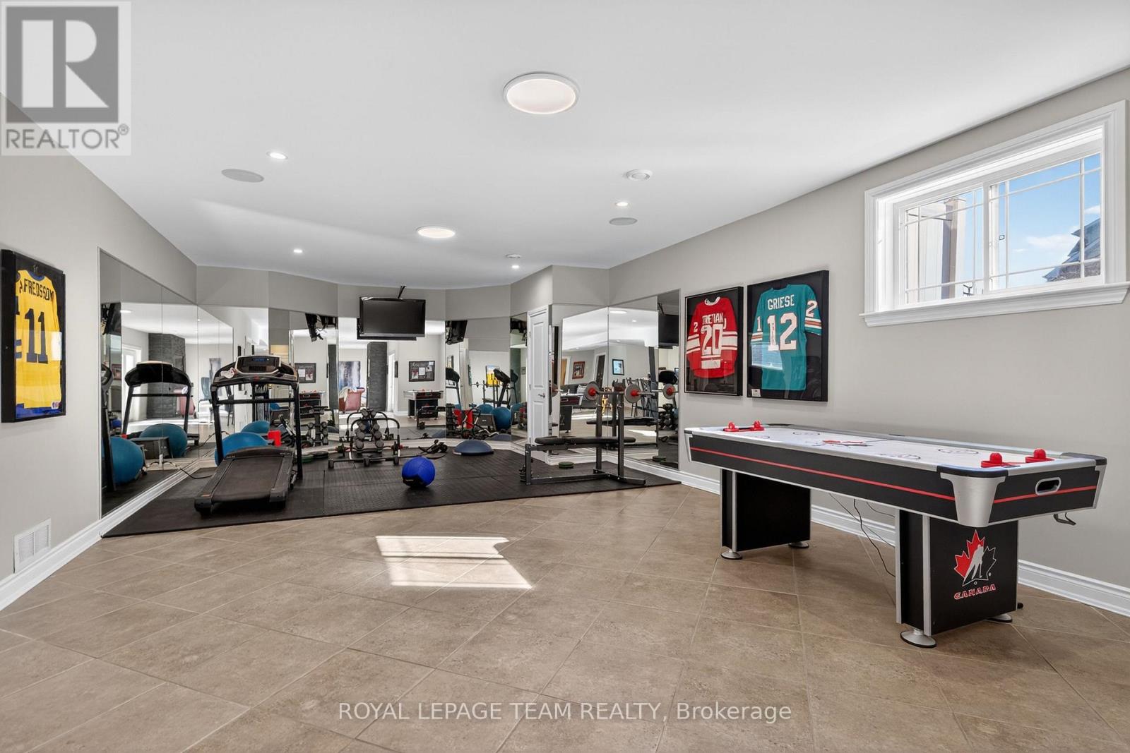 2 Beechgrove Gardens, Ottawa, Ontario  K2S 1R1 - Photo 37 - X12974796