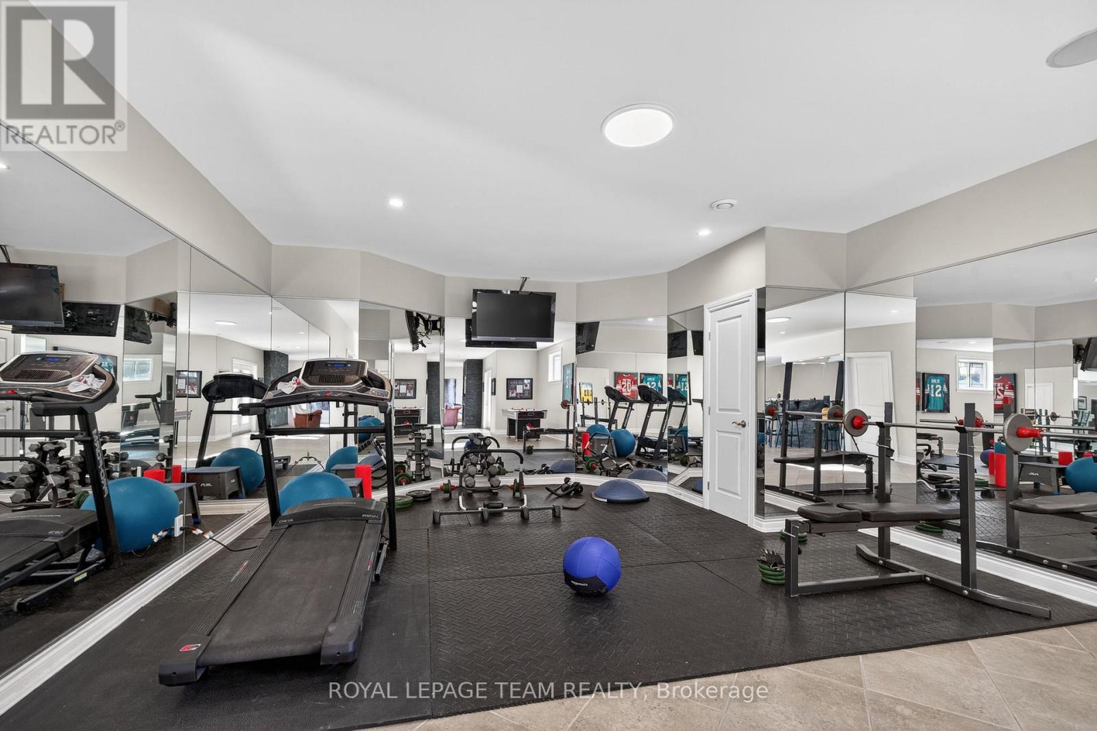 2 Beechgrove Gardens, Ottawa, Ontario  K2S 1R1 - Photo 38 - X12974796