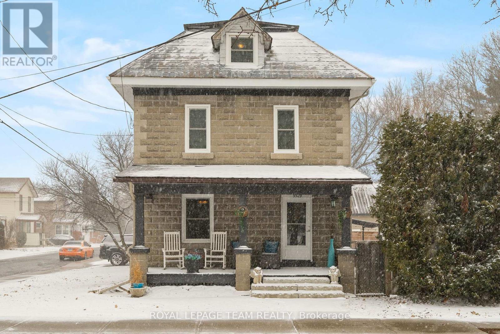 5529 Lion Street, Ottawa, Ontario  K0A 2W0 - Photo 2 - X12974798