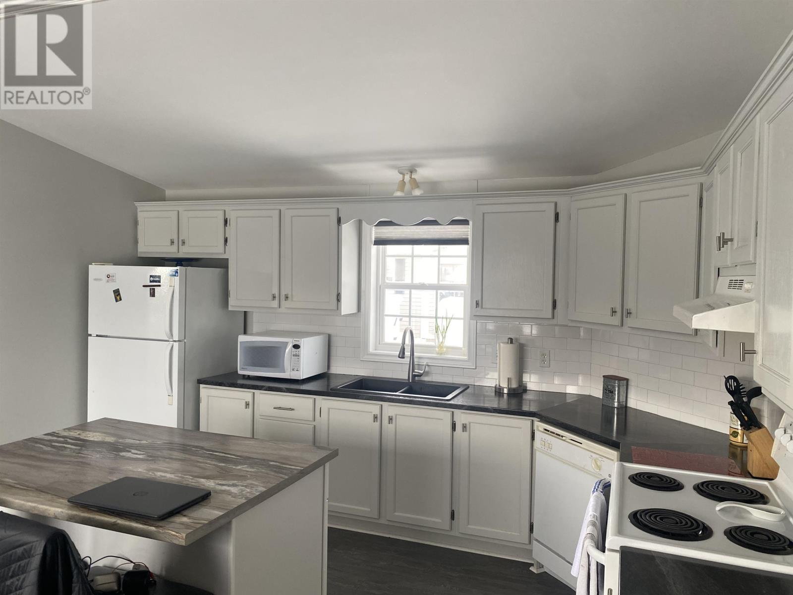 31 Cray Ave, Summerside, Prince Edward Island  C1N 6R4 - Photo 5 - 202606715