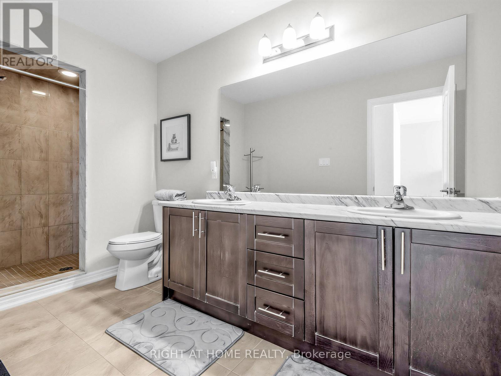 5 Zenyatta Lane, East Gwillimbury, Ontario  L9N 1A0 - Photo 13 - N12974686