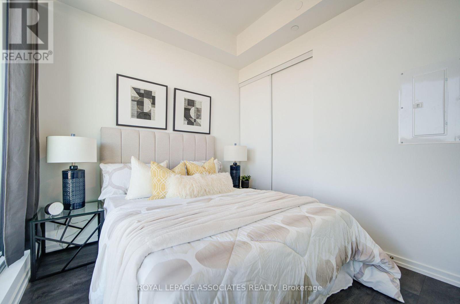 1712 - 1000 Portage Parkway, Vaughan, Ontario  L4K 0L1 - Photo 12 - N12974724