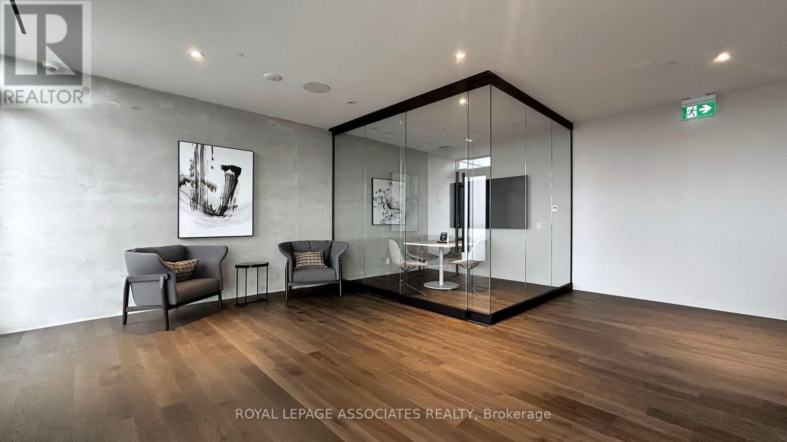 1712 - 1000 Portage Parkway, Vaughan, Ontario  L4K 0L1 - Photo 9 - N12974724