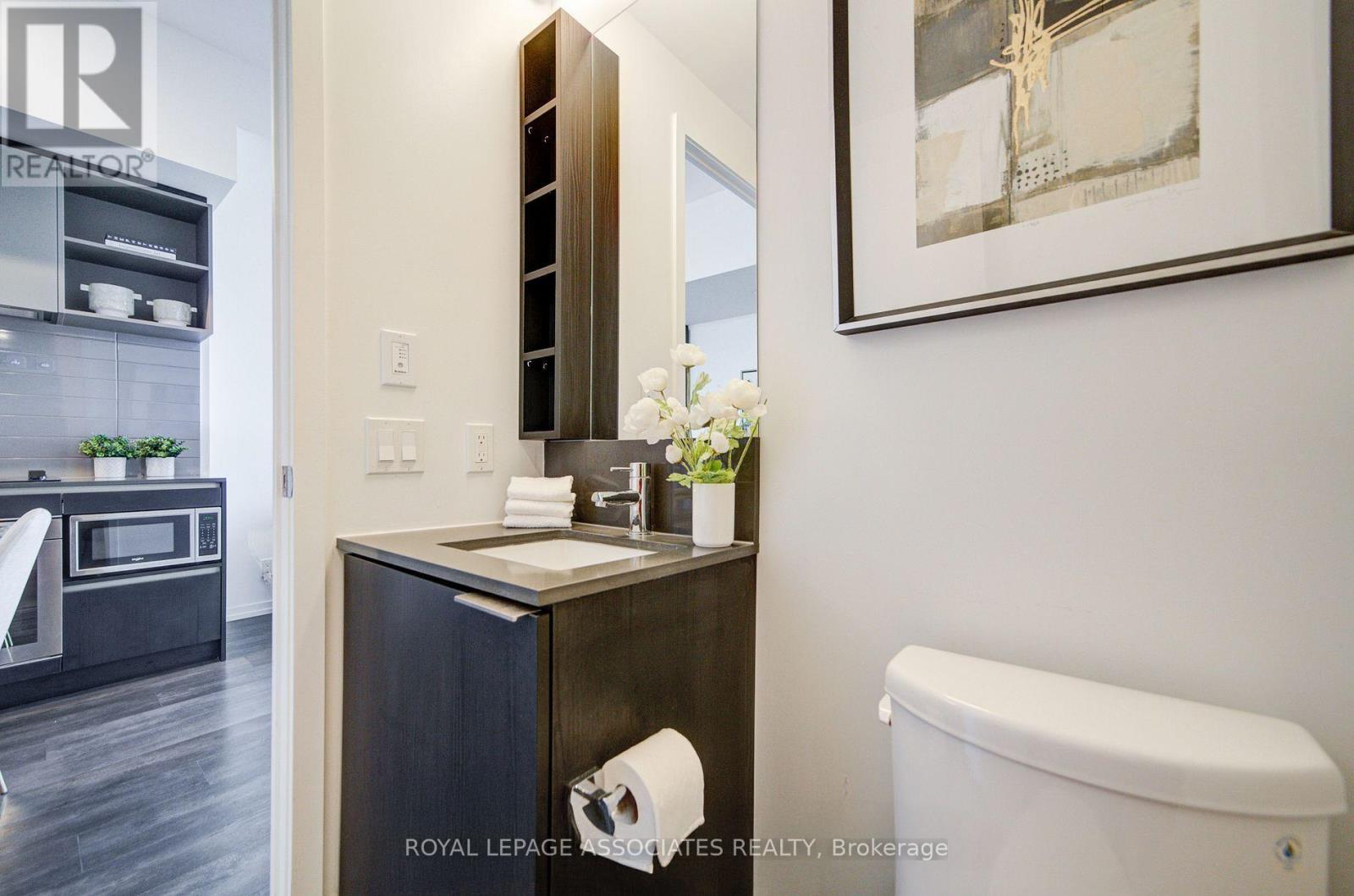 1712 - 1000 Portage Parkway, Vaughan, Ontario  L4K 0L1 - Photo 15 - N12974728