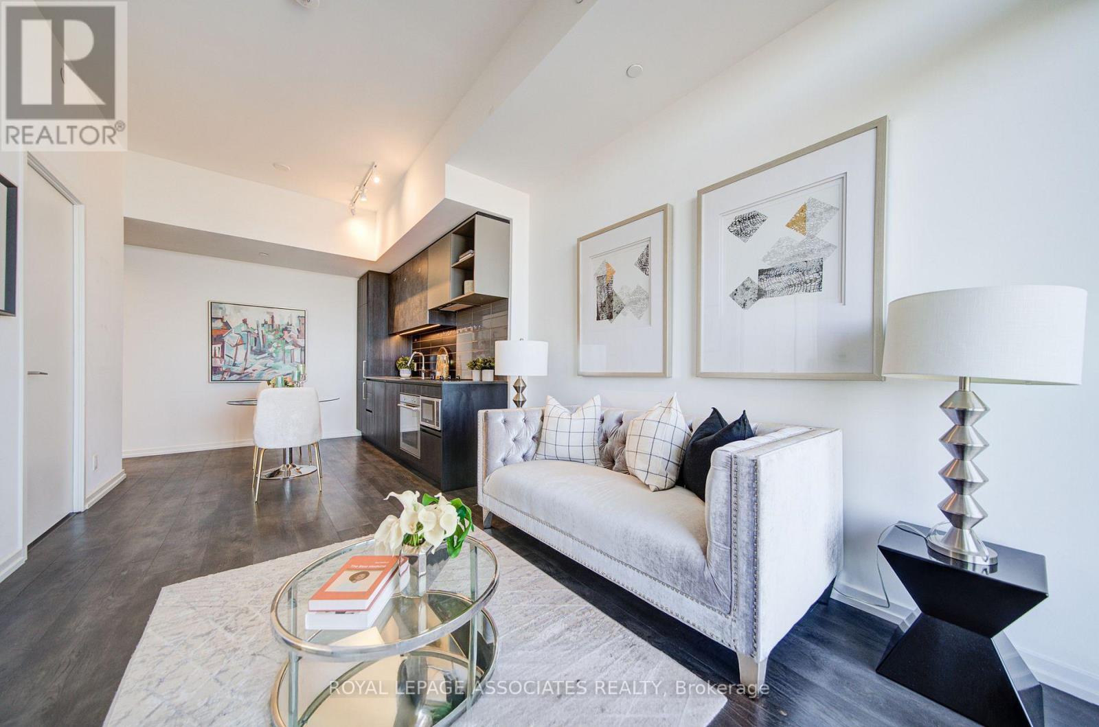 1712 - 1000 Portage Parkway, Vaughan, Ontario  L4K 0L1 - Photo 5 - N12974728