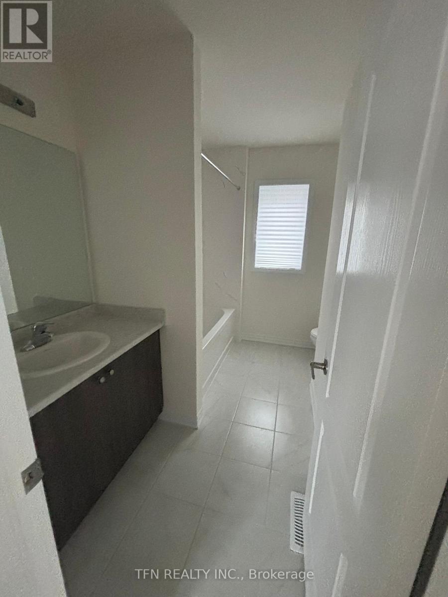 28 Abby Drive, Wasaga Beach, Ontario  L9Z 0K2 - Photo 20 - S12974660