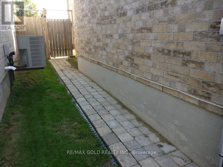 Lower Level - 27 Thrushwood (Lower) Drive, Barrie (0 West), Ontario  L4N 0Z1 - Photo 12 - S12974768