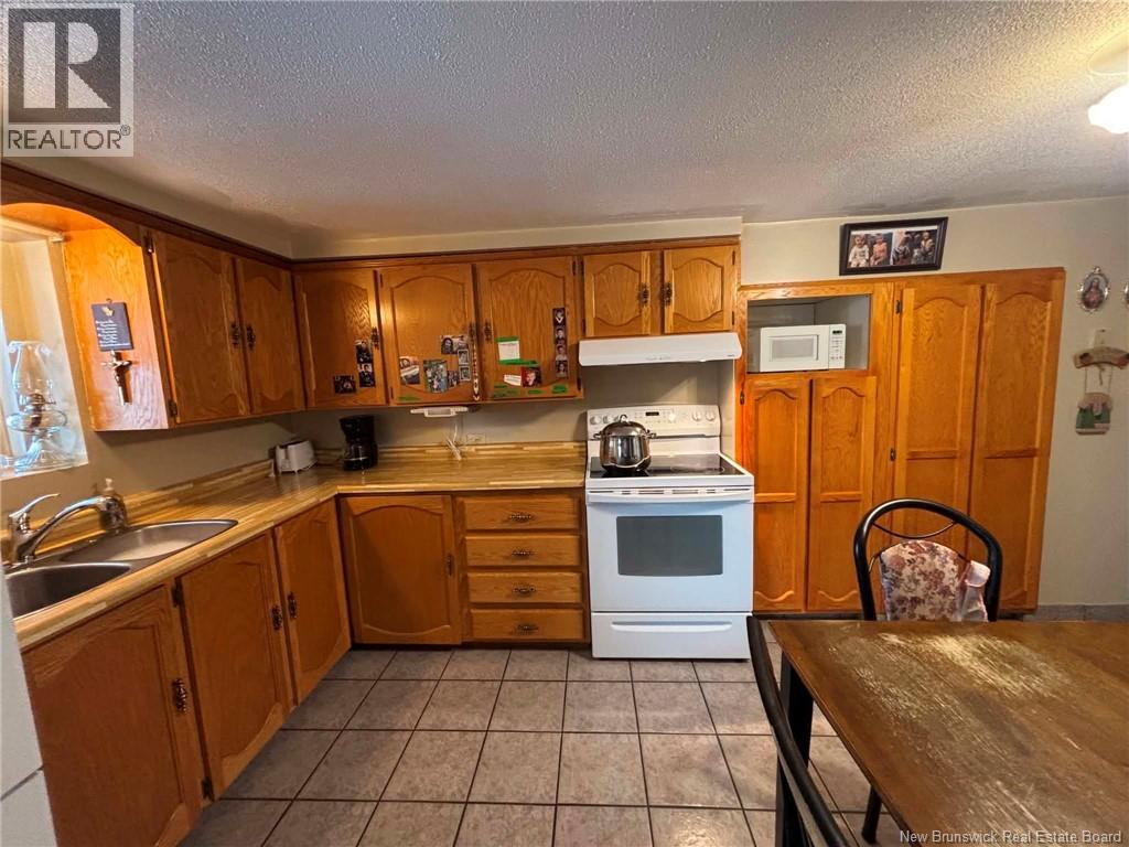 3 Saint-Pierre, Sainte-Anne-De-Madawaska, New Brunswick  E7E 1L8 - Photo 5 - NB136477