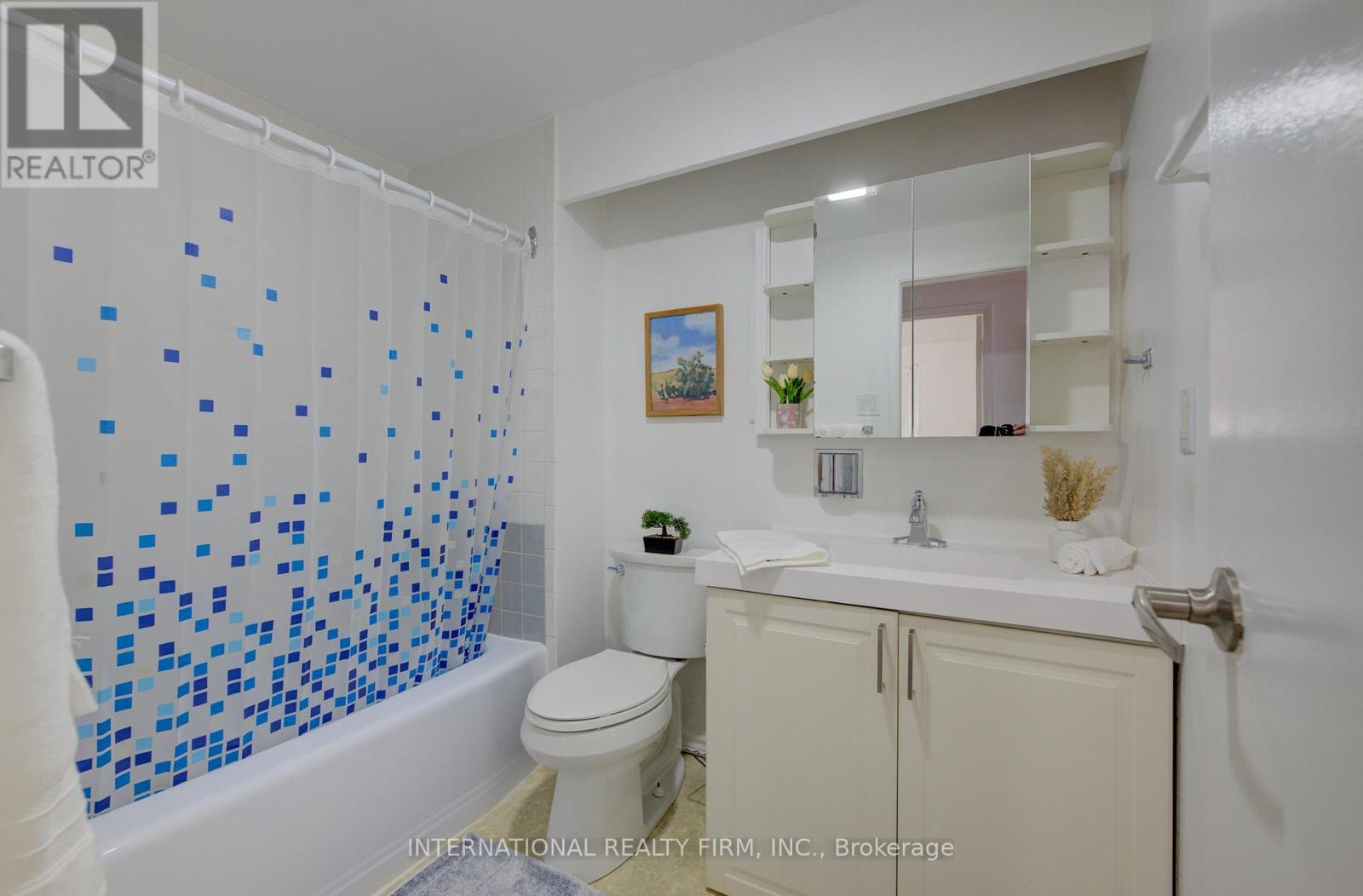 3446 Bannerhill Avenue, Mississauga, Ontario  L4X 1V1 - Photo 24 - W12974654