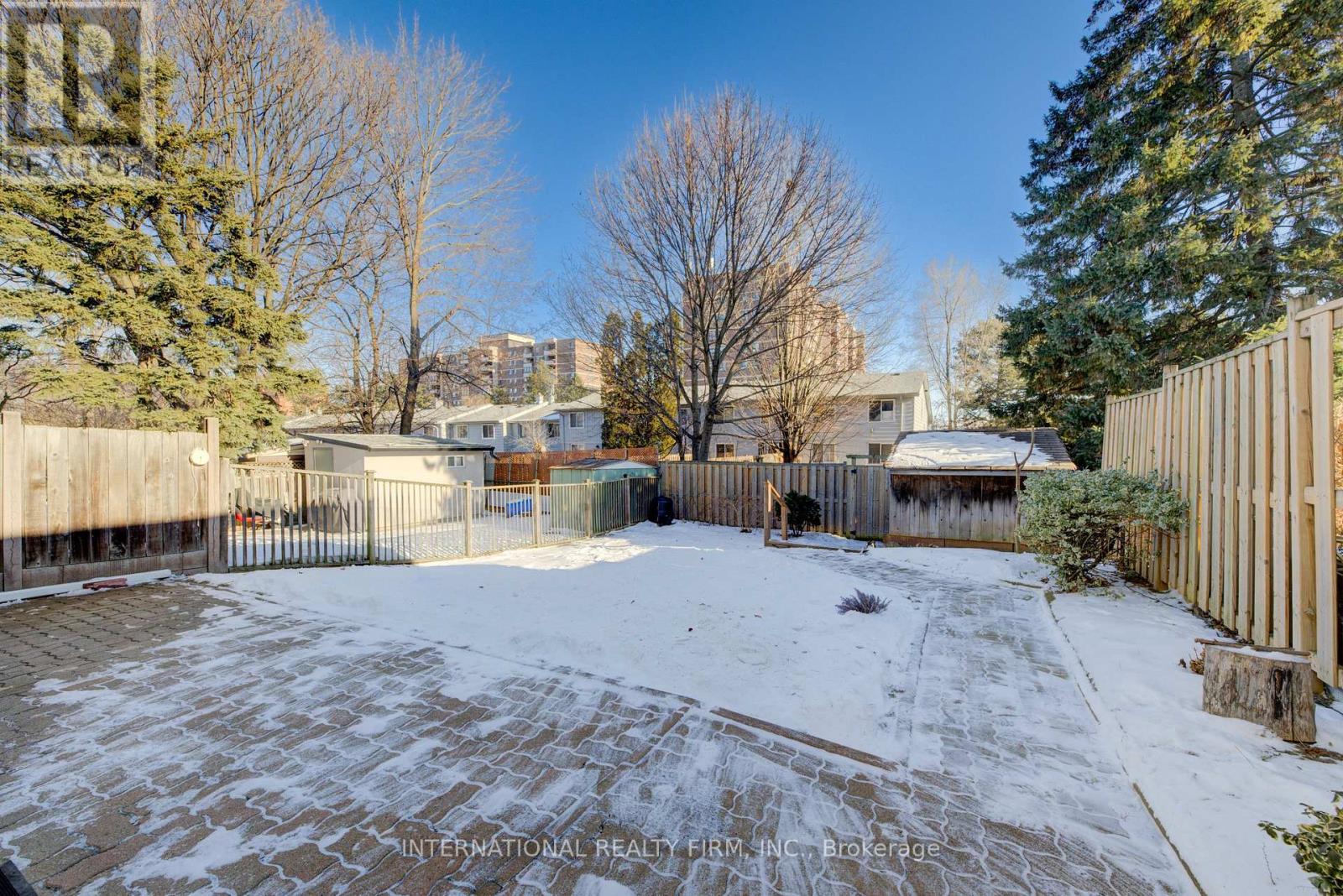 3446 Bannerhill Avenue, Mississauga, Ontario  L4X 1V1 - Photo 41 - W12974654