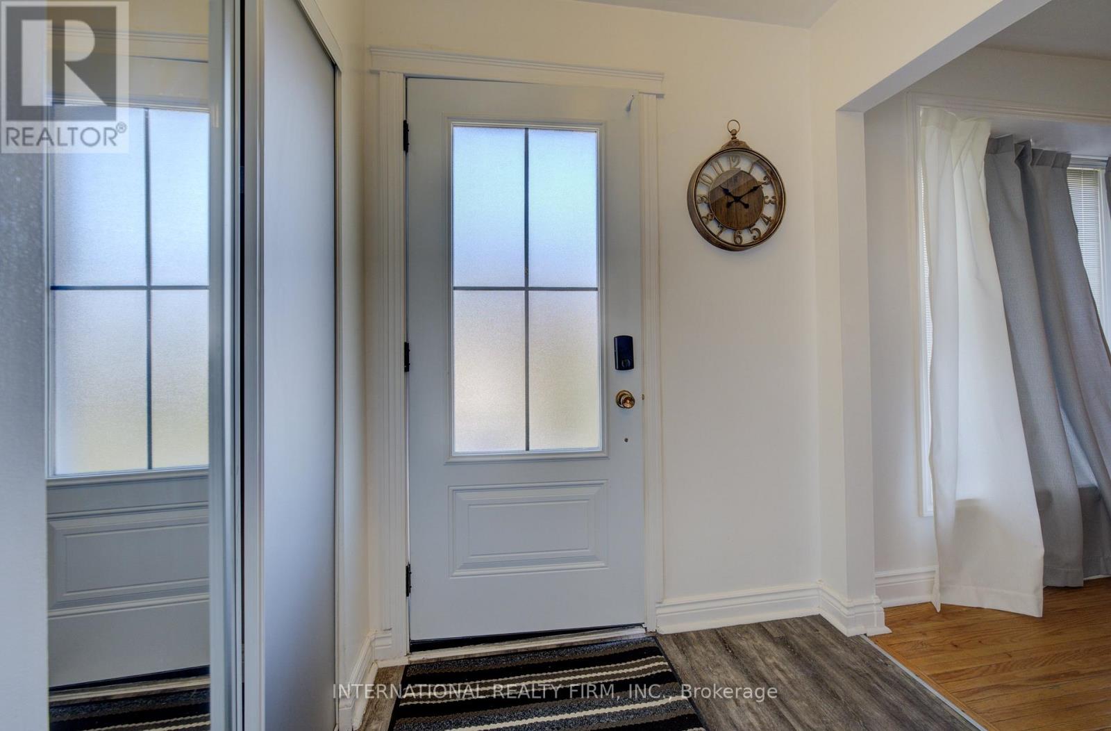 3446 Bannerhill Avenue, Mississauga, Ontario  L4X 1V1 - Photo 7 - W12974654