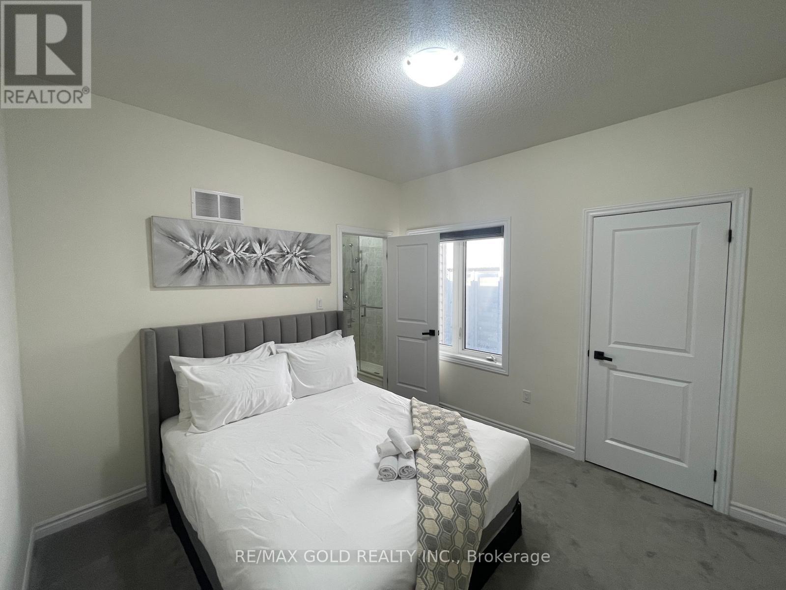 537 Veterans Drive, Brampton, Ontario  L7A 0C4 - Photo 33 - W12974662