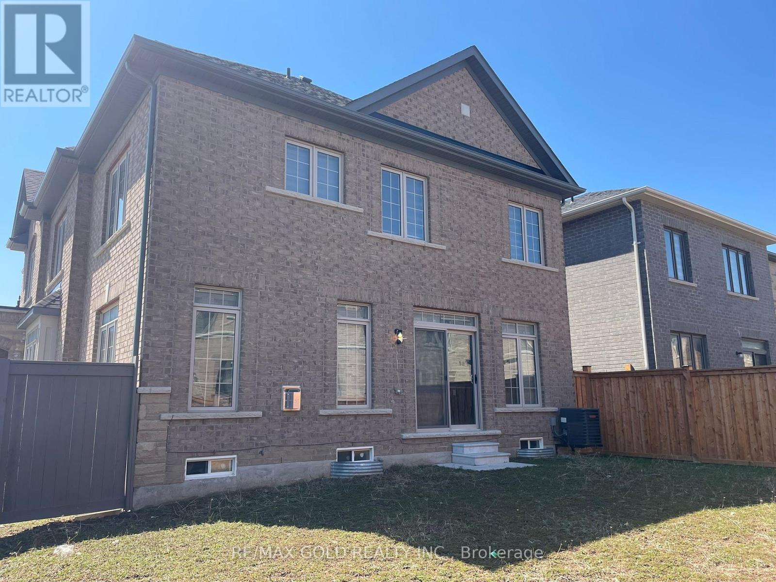 537 Veterans Drive, Brampton, Ontario  L7A 0C4 - Photo 46 - W12974662