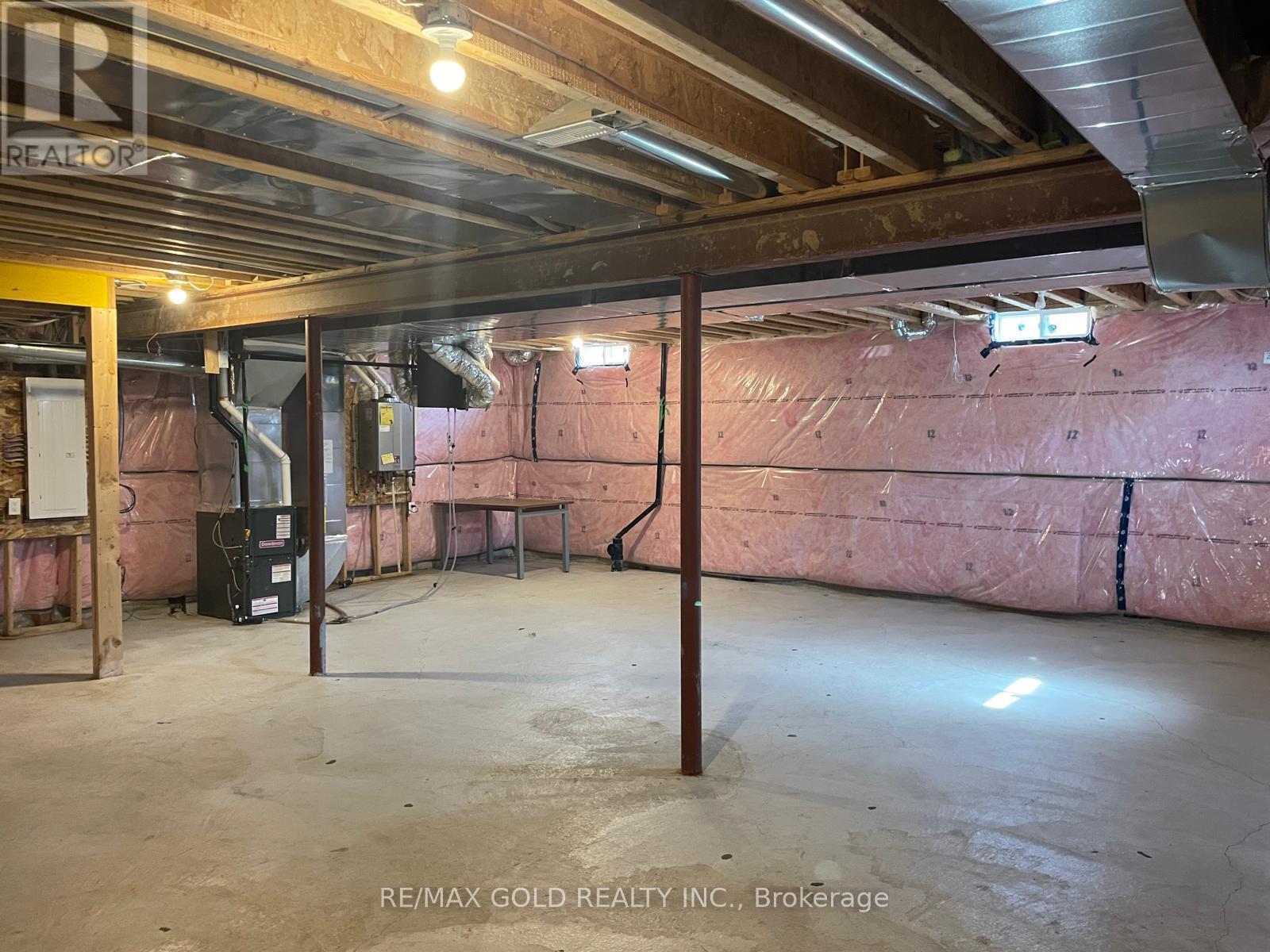 537 Veterans Drive, Brampton, Ontario  L7A 0C4 - Photo 49 - W12974662