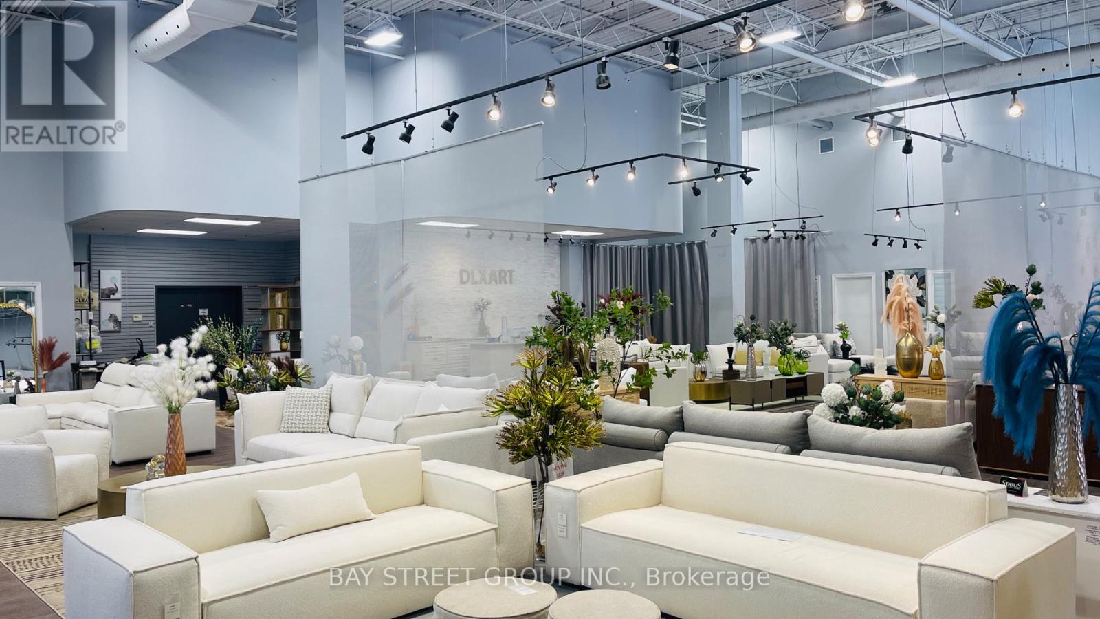 5701 Steeles Avenue W, Toronto, Ontario  M9L 1S7 - Photo 3 - W12974666