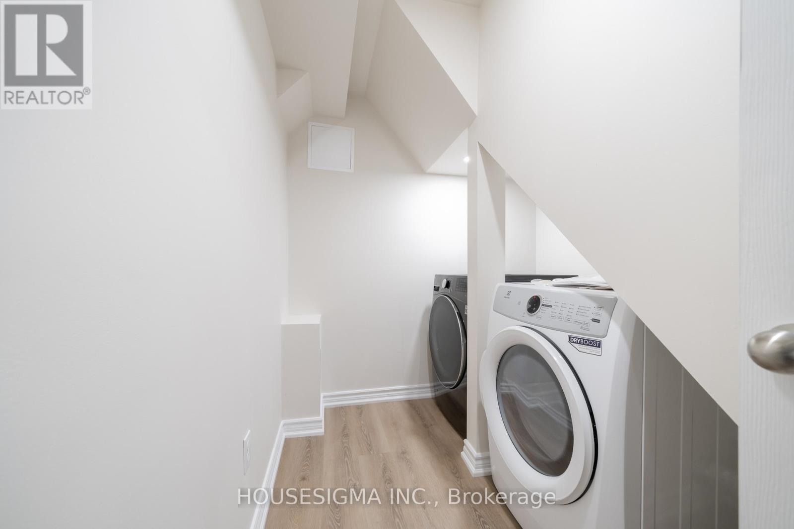 6 Flower Trail, Brampton, Ontario  L6P 1P3 - Photo 20 - W12974670