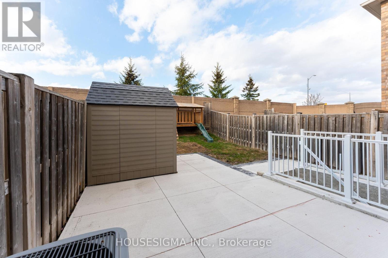 6 Flower Trail, Brampton, Ontario  L6P 1P3 - Photo 28 - W12974670