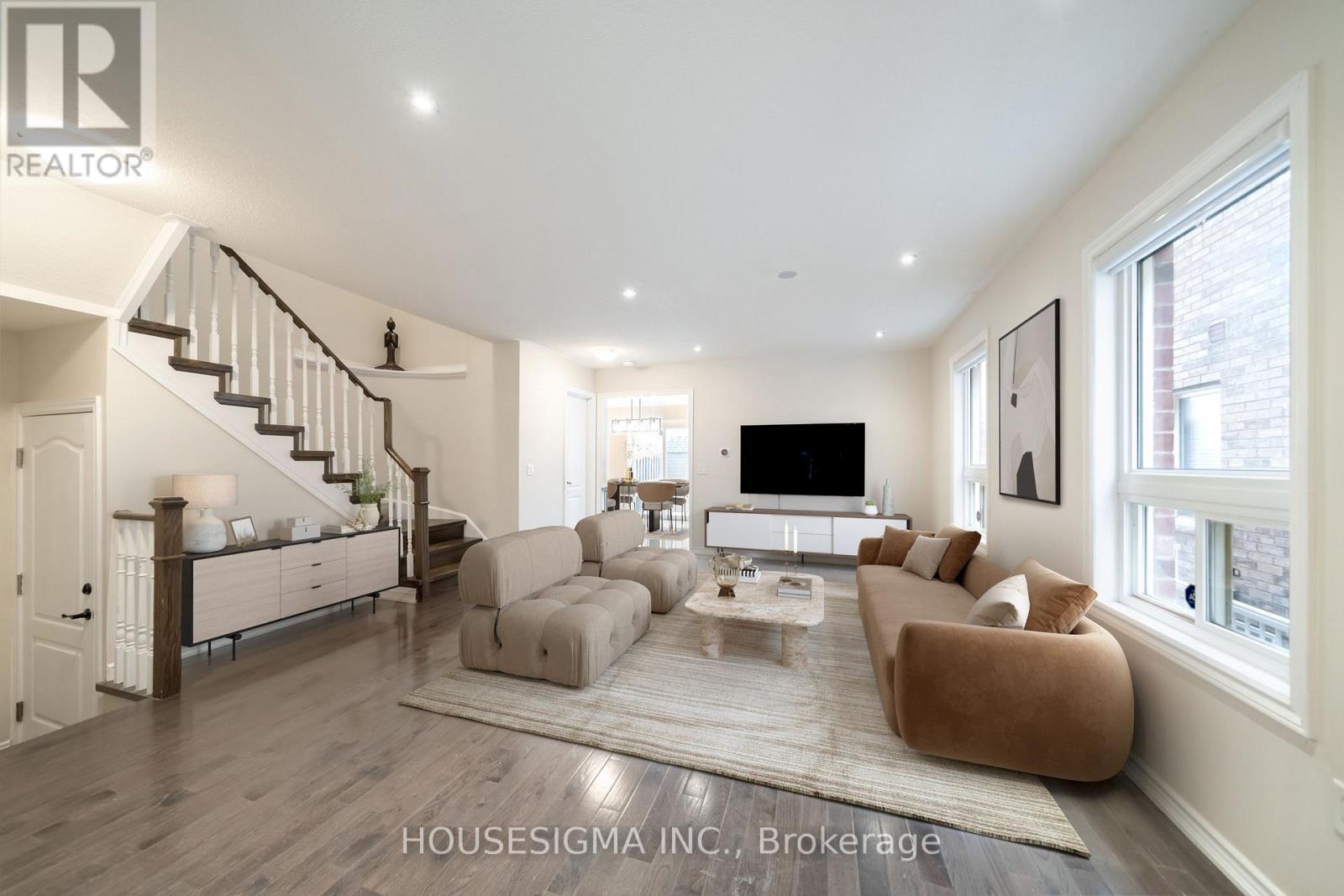 6 Flower Trail, Brampton, Ontario  L6P 1P3 - Photo 3 - W12974670