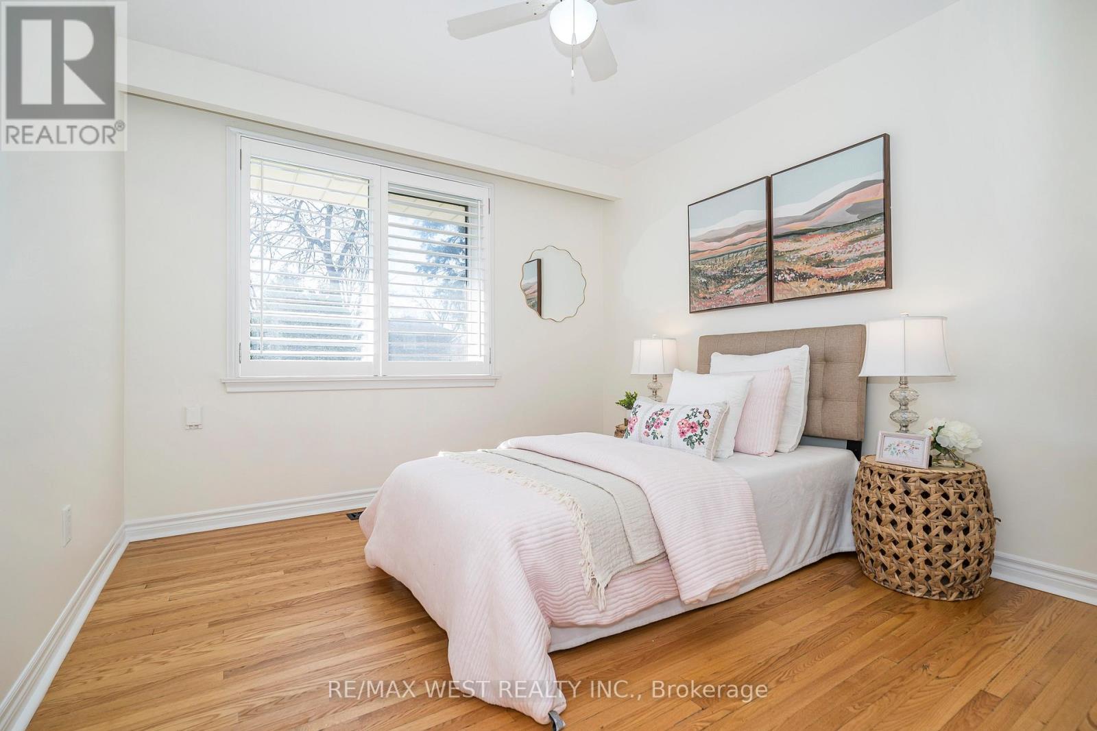 6 Prentice Court, Toronto, Ontario  M9P 1N2 - Photo 18 - W12974676