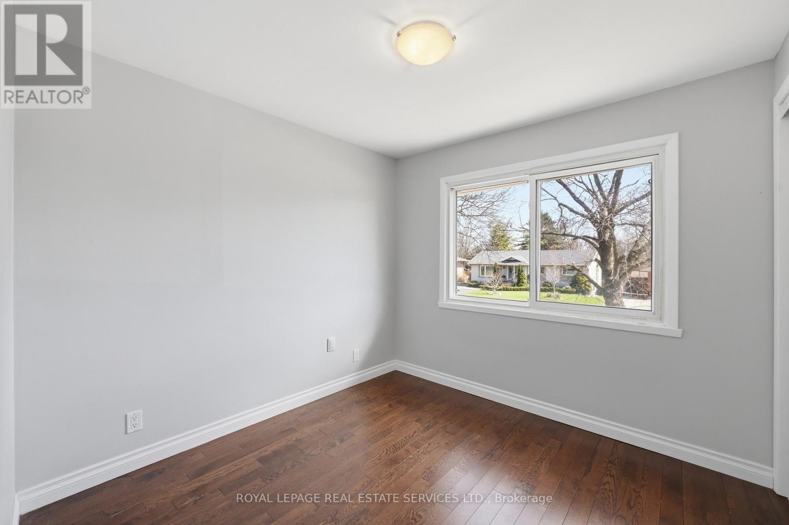 59 Sewell Drive, Oakville, Ontario  L6H 1C7 - Photo 21 - W12974712