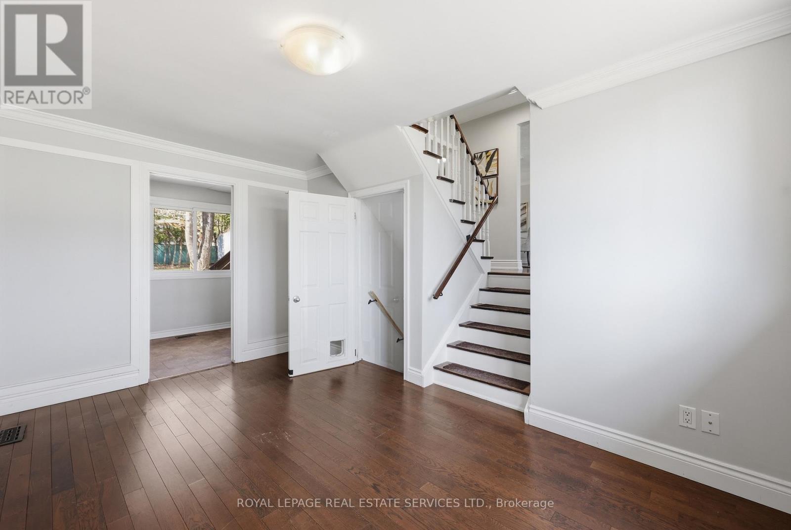 59 Sewell Drive, Oakville, Ontario  L6H 1C7 - Photo 24 - W12974712