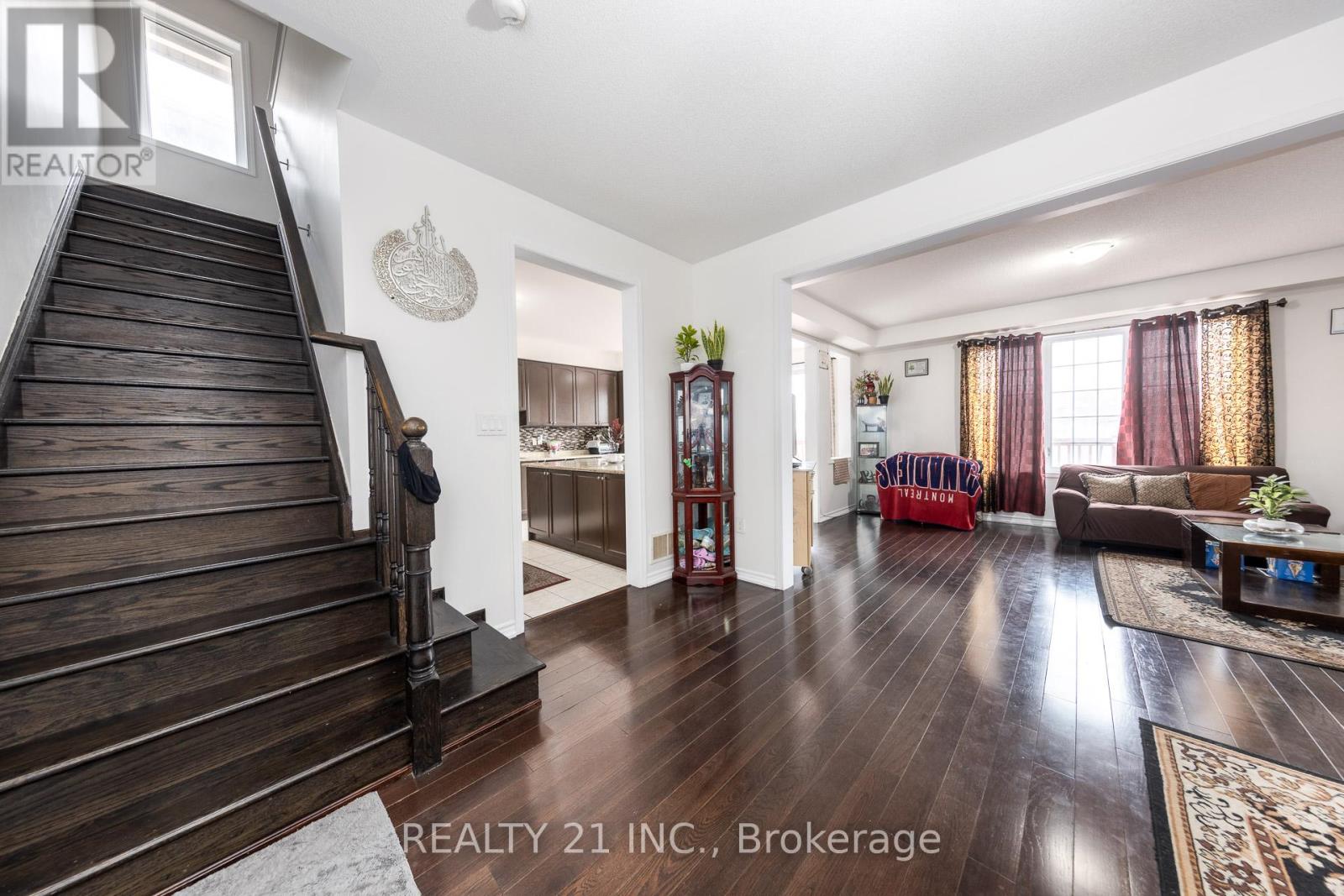 54 Tysonville Circle, Brampton, Ontario  L7A 4B1 - Photo 19 - W12974720