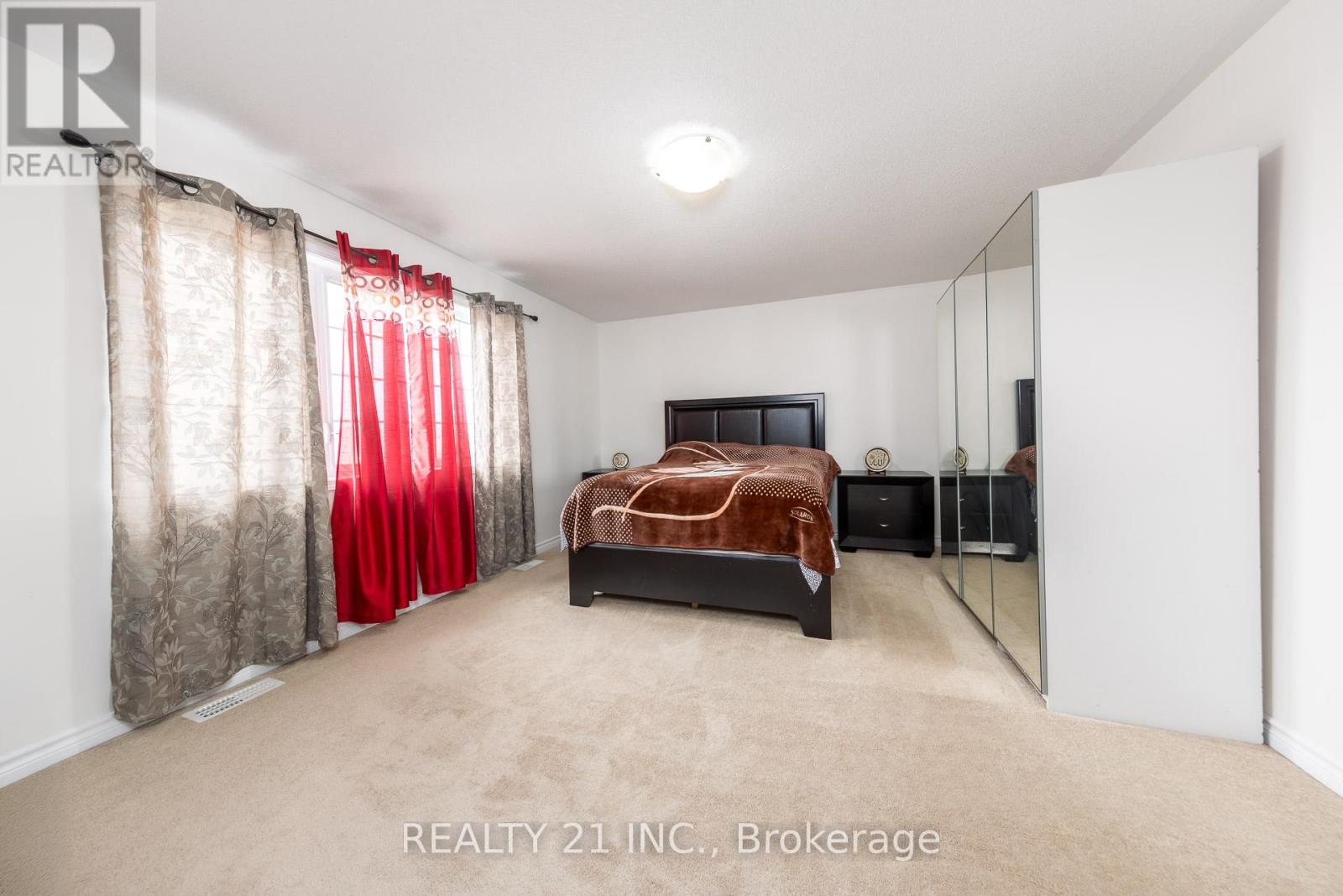 54 Tysonville Circle, Brampton, Ontario  L7A 4B1 - Photo 22 - W12974720