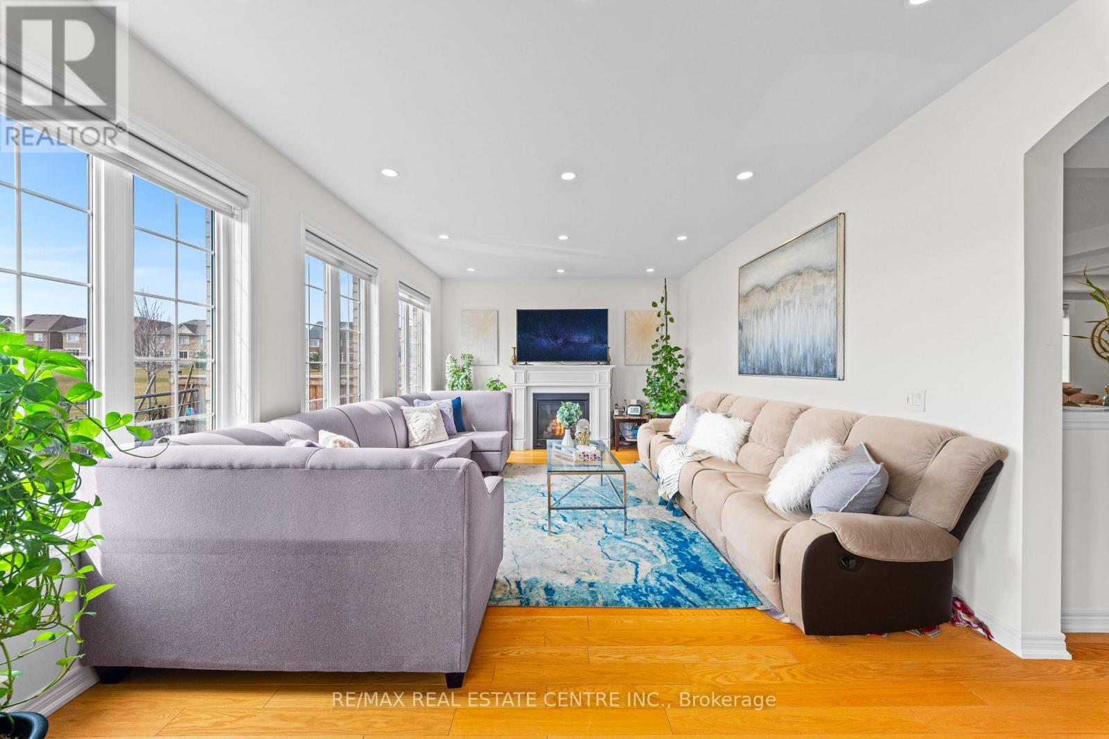 4 Monument Trail, Brampton, Ontario  L7A 4M8 - Photo 13 - W12974722