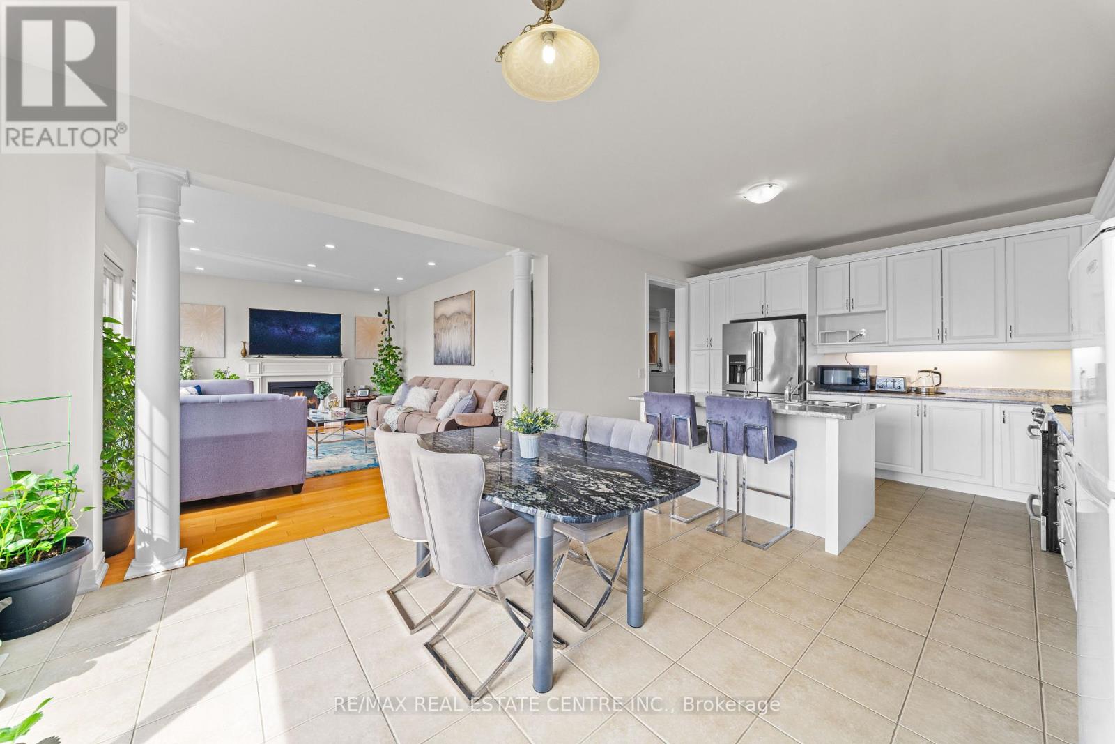 4 Monument Trail, Brampton, Ontario  L7A 4M8 - Photo 18 - W12974722