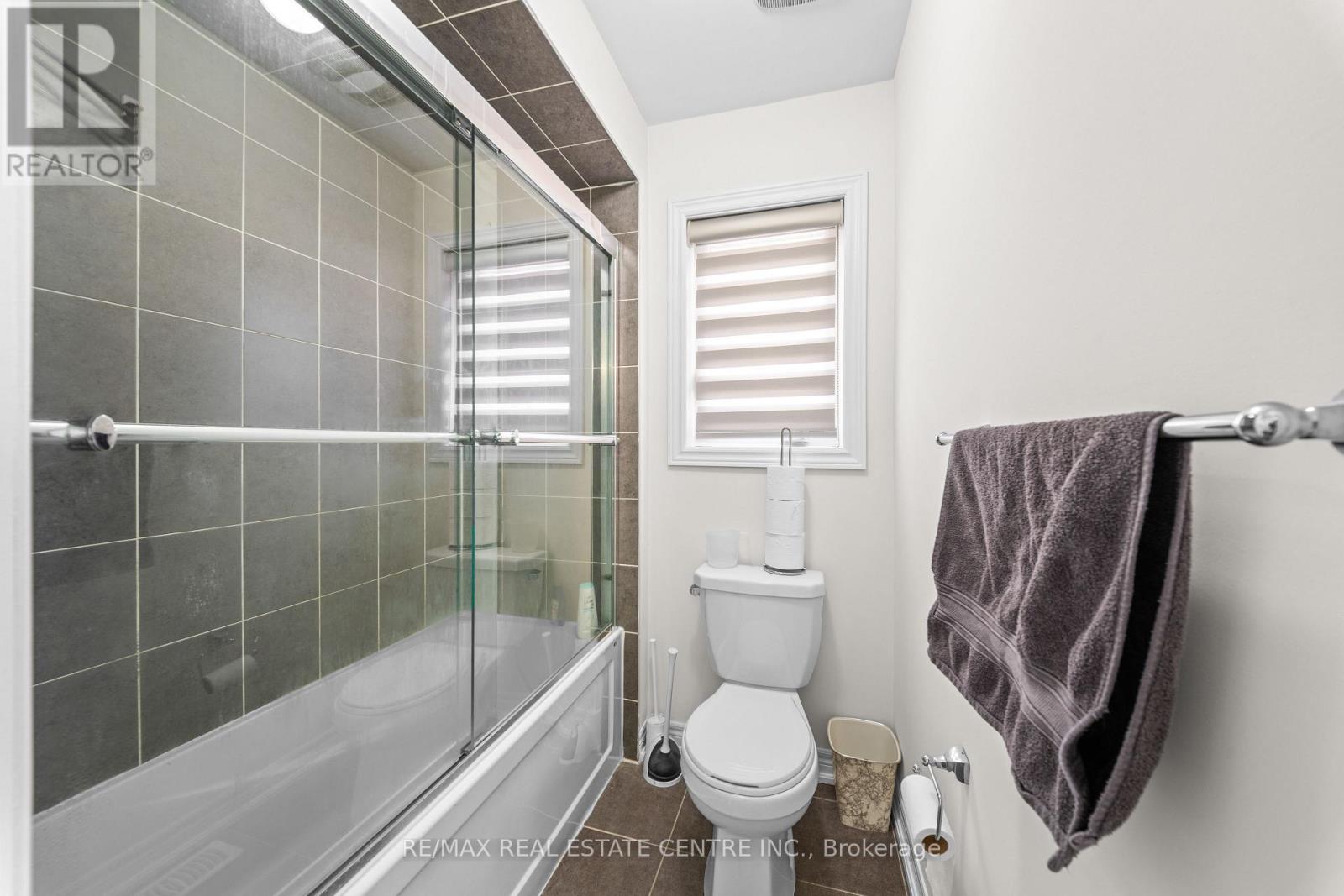 4 Monument Trail, Brampton, Ontario  L7A 4M8 - Photo 26 - W12974722