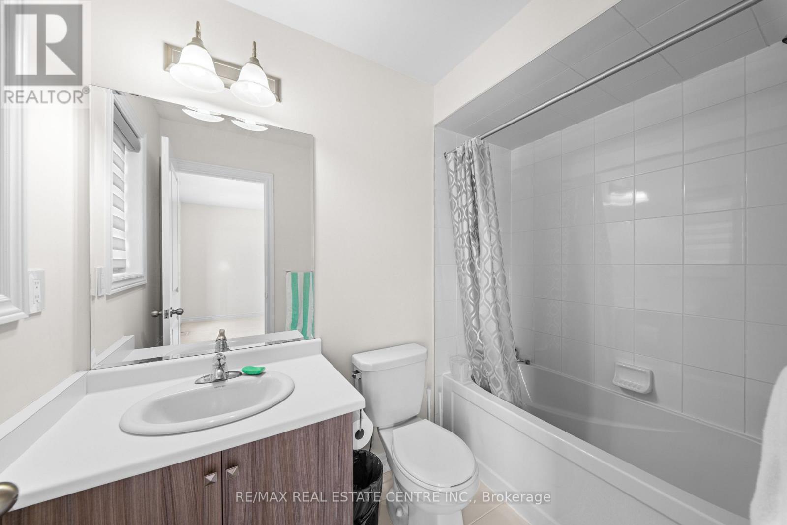 4 Monument Trail, Brampton, Ontario  L7A 4M8 - Photo 29 - W12974722