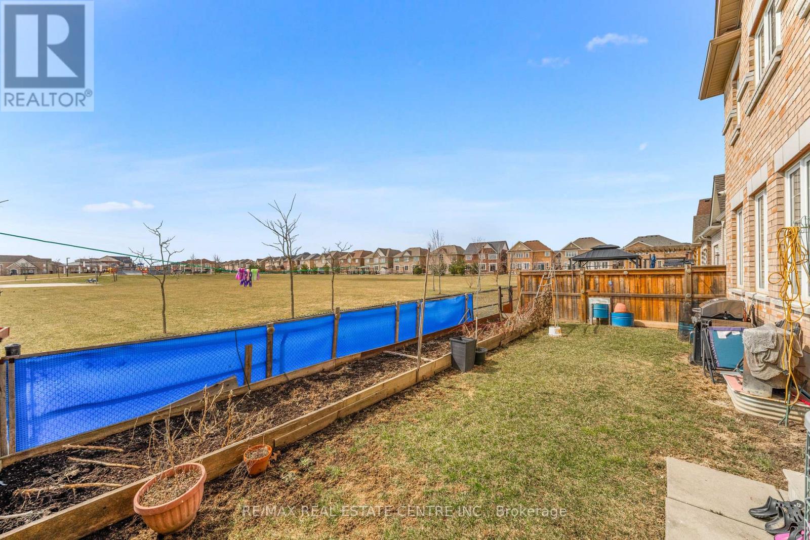 4 Monument Trail, Brampton, Ontario  L7A 4M8 - Photo 35 - W12974722