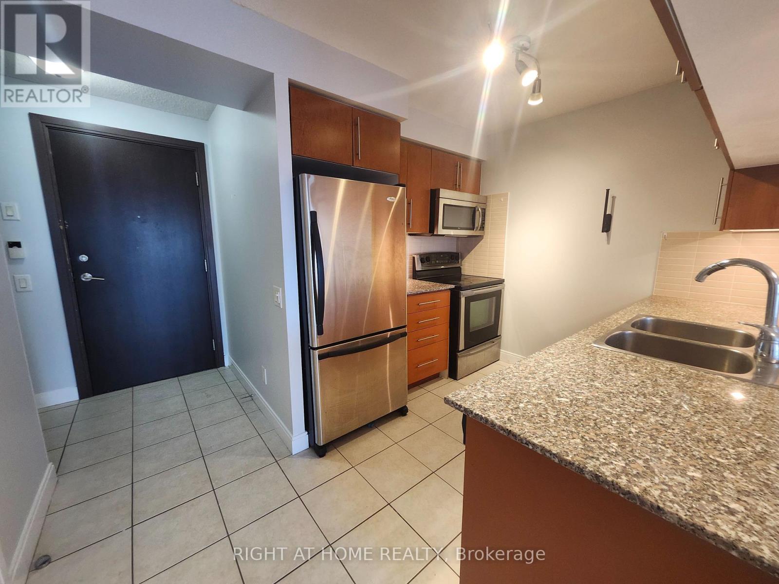 357 - 25 Viking Lane, Toronto, Ontario  M9B 0A1 - Photo 13 - W12974738