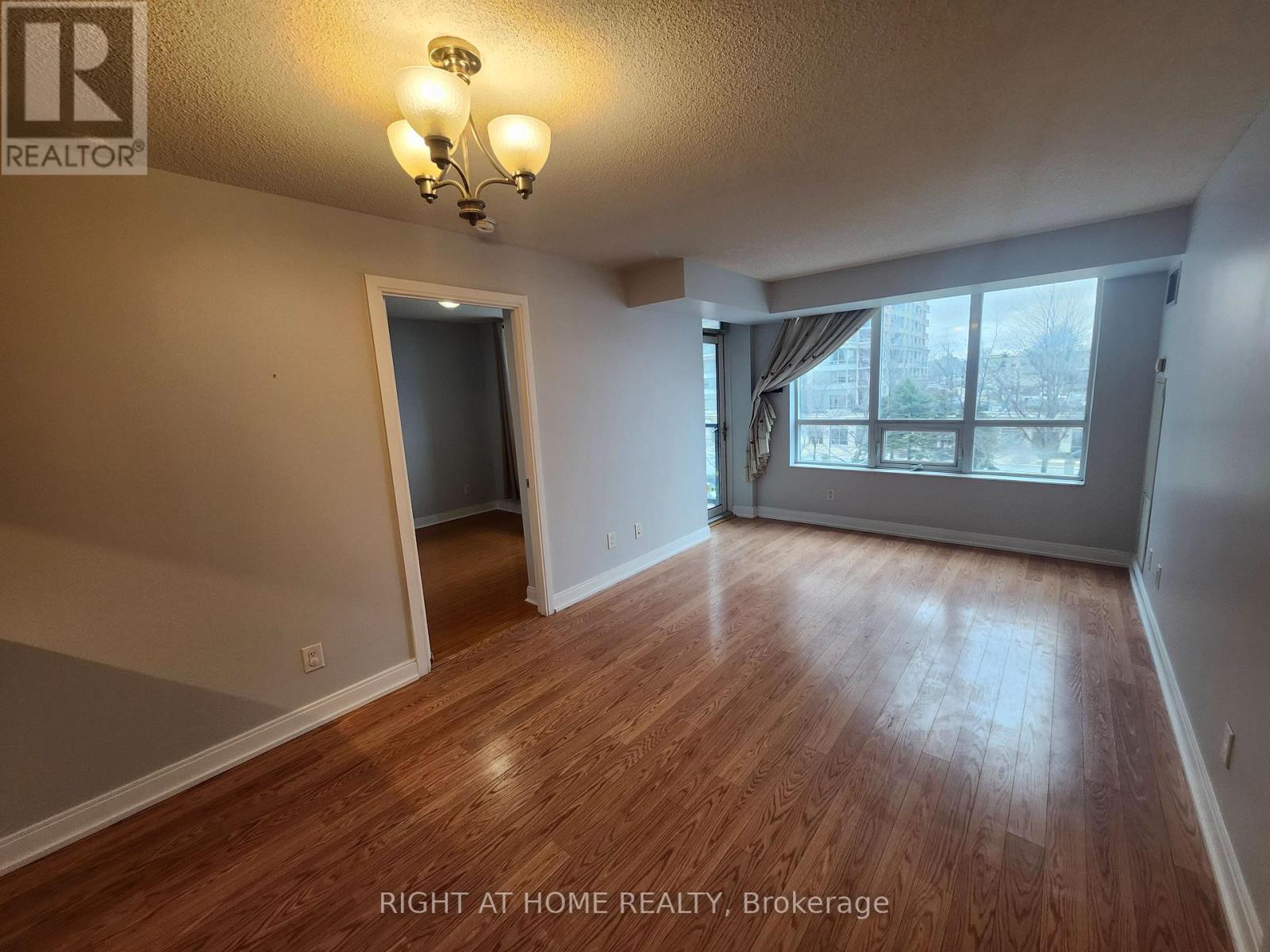 357 - 25 Viking Lane, Toronto, Ontario  M9B 0A1 - Photo 14 - W12974738