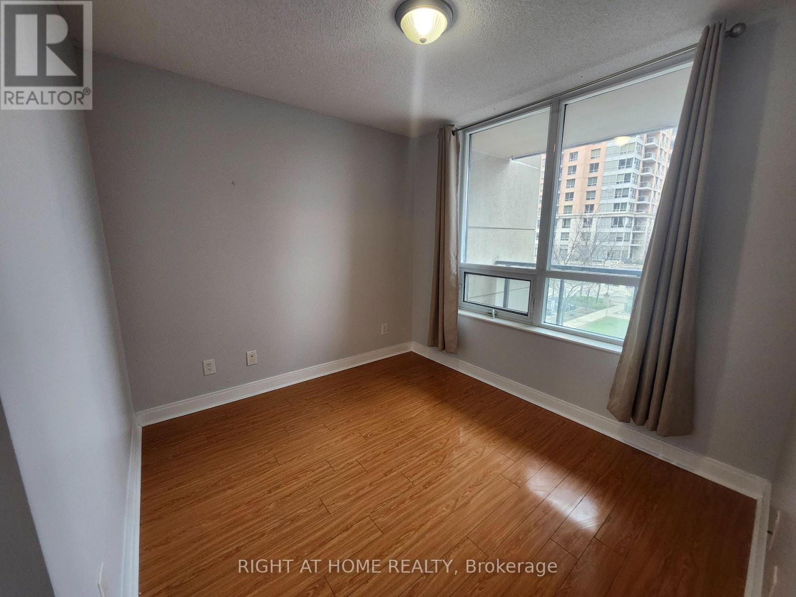 357 - 25 Viking Lane, Toronto, Ontario  M9B 0A1 - Photo 17 - W12974738