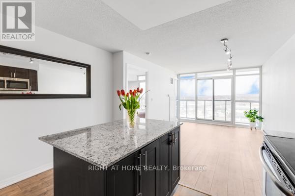 1405 - 1940 Ironstone Drive, Burlington, Ontario  L7L 0E4 - Photo 16 - W12974742